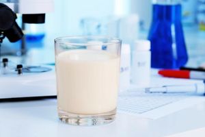 Анализ качества молока: ветеринарные методы и их влияние на производительность  из